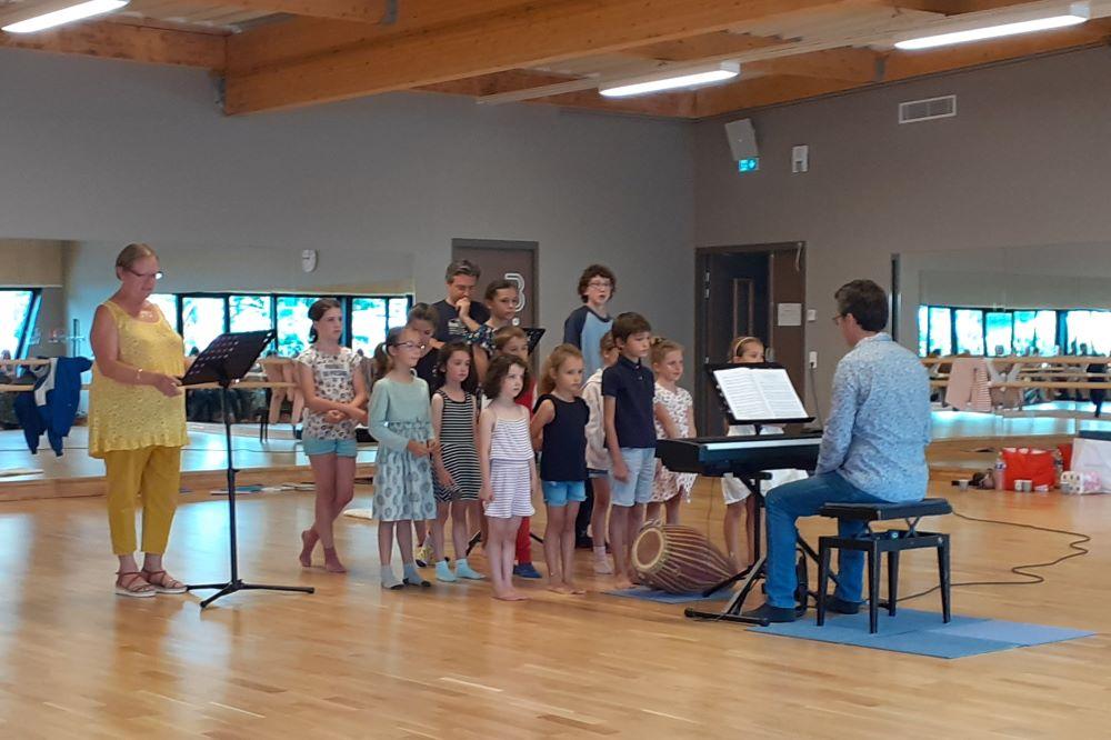 23 08 ecole de chant